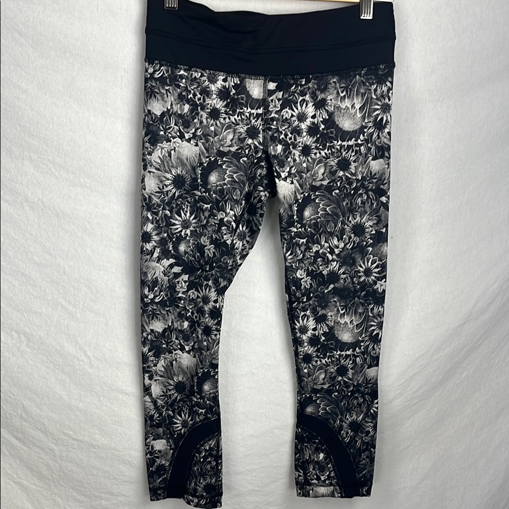 Lululemon Floral Print Kids crop Leggings 4